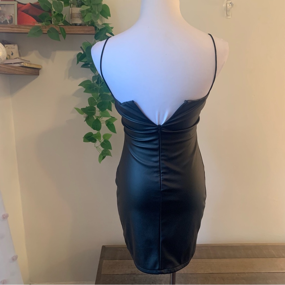 Mini Dress - Picture 4 of 5